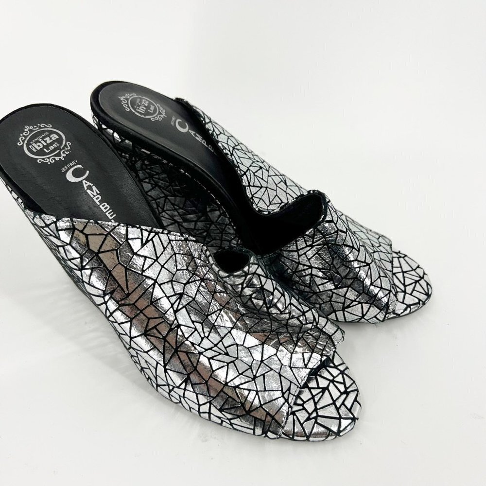 ✅ JEFFREY‎ CAMPBELL SILVER AND BLACK ASYMMETRICAL METALLIC WEDGES SIZE 9